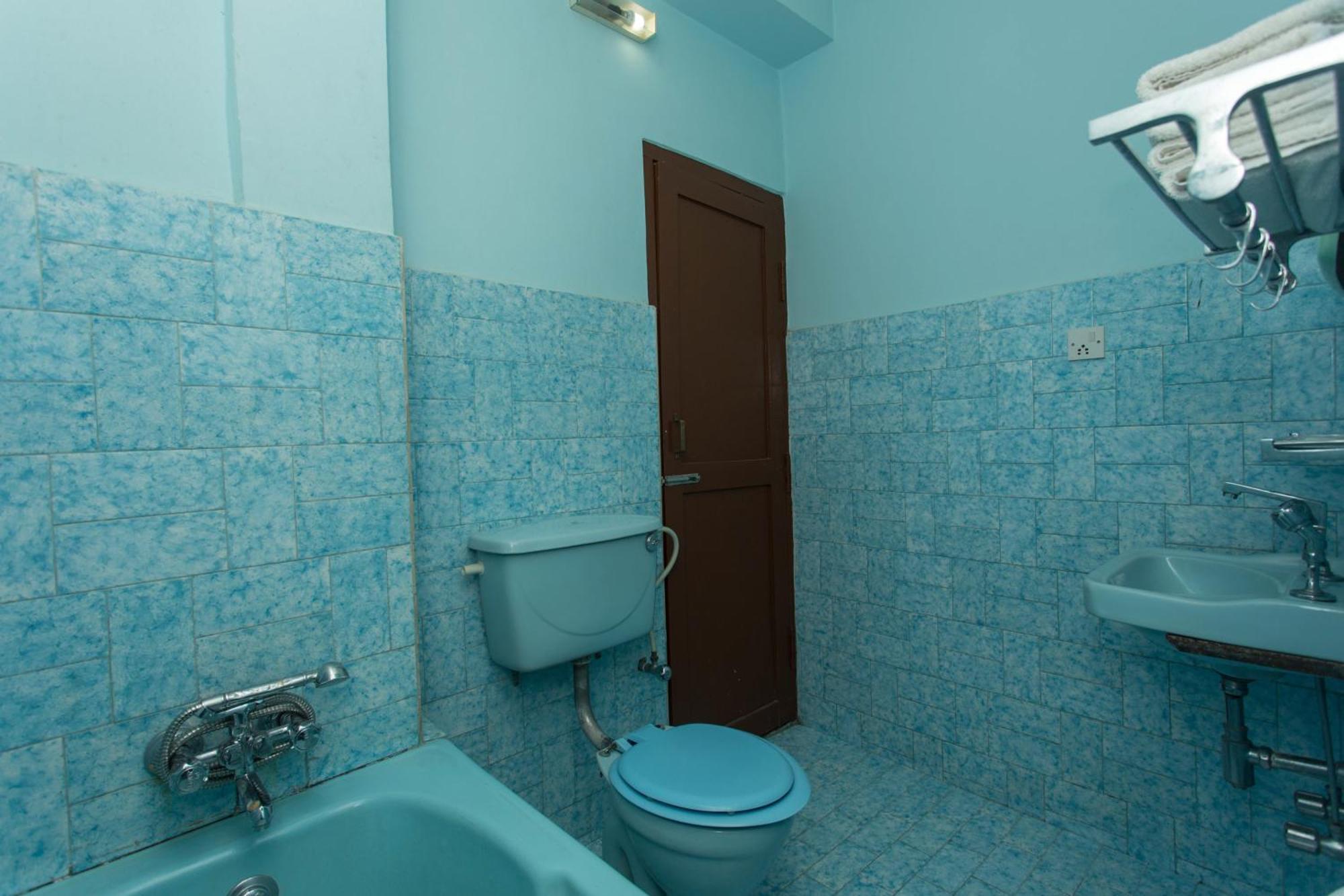 Hotel Peninsula Pokhara Zewnętrze zdjęcie