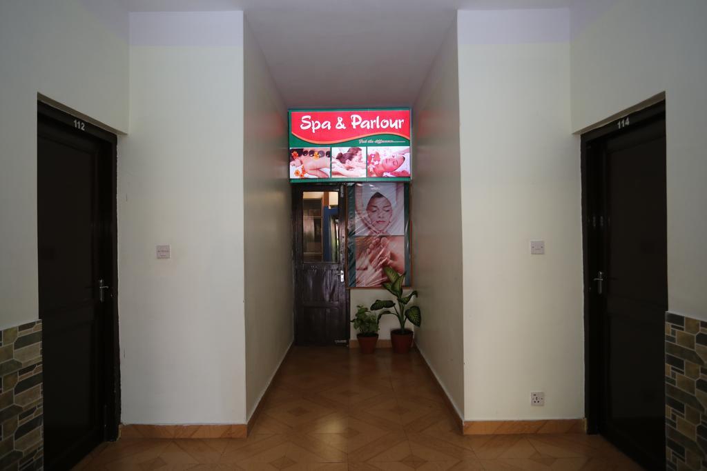 Hotel Peninsula Pokhara Zewnętrze zdjęcie