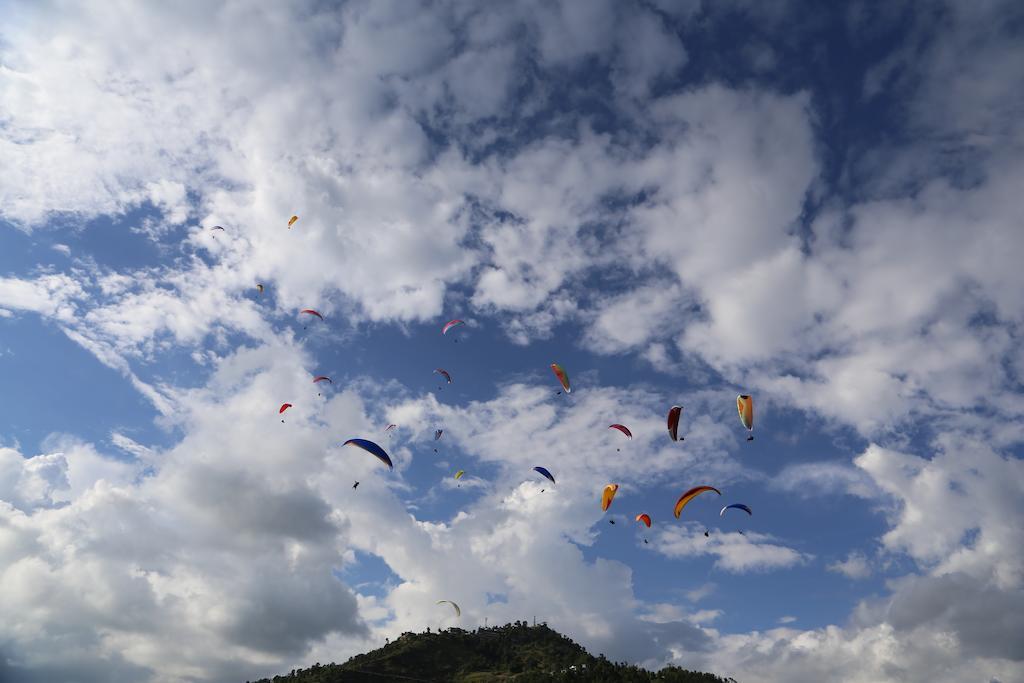Hotel Peninsula Pokhara Zewnętrze zdjęcie