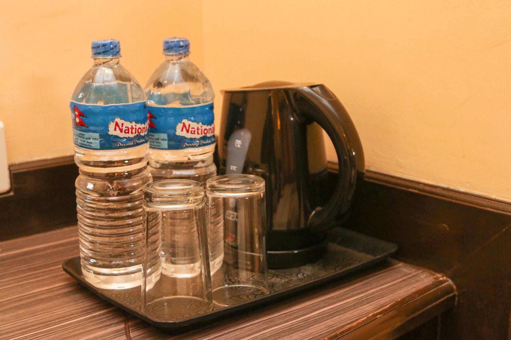 Hotel Peninsula Pokhara Zewnętrze zdjęcie